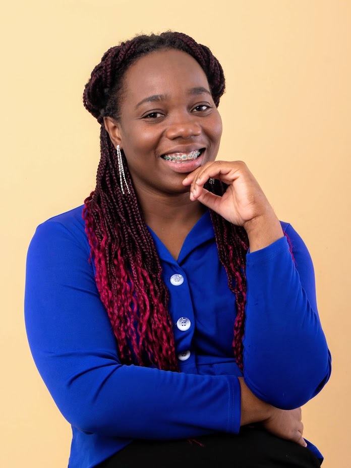 AnikaMcNaught_Headshots-108~2